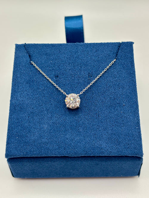 Round brilliant lab diamond pendant on 14K white gold cable chain, front view on blue box